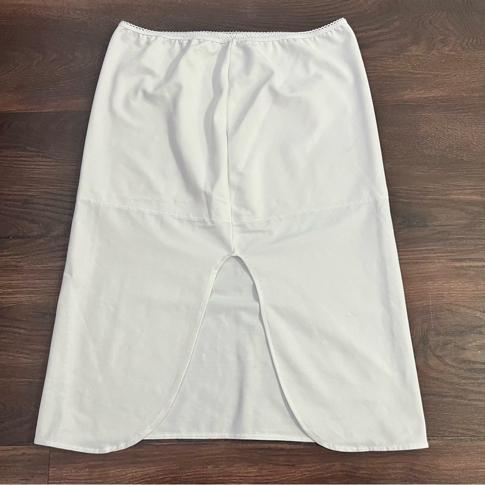 David's Bridal Tea Length Control Slip Style 7318 White Size Medium - Picture 2 of 3
